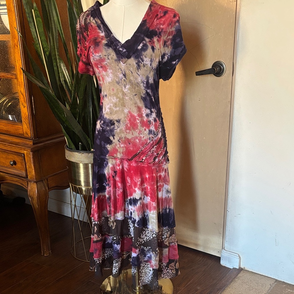 Mezon Red and Purple Tie-Dye Midi Dress